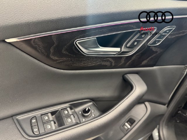 Used 2021 Audi Q8 Premium Plus AWD/4WD image 28