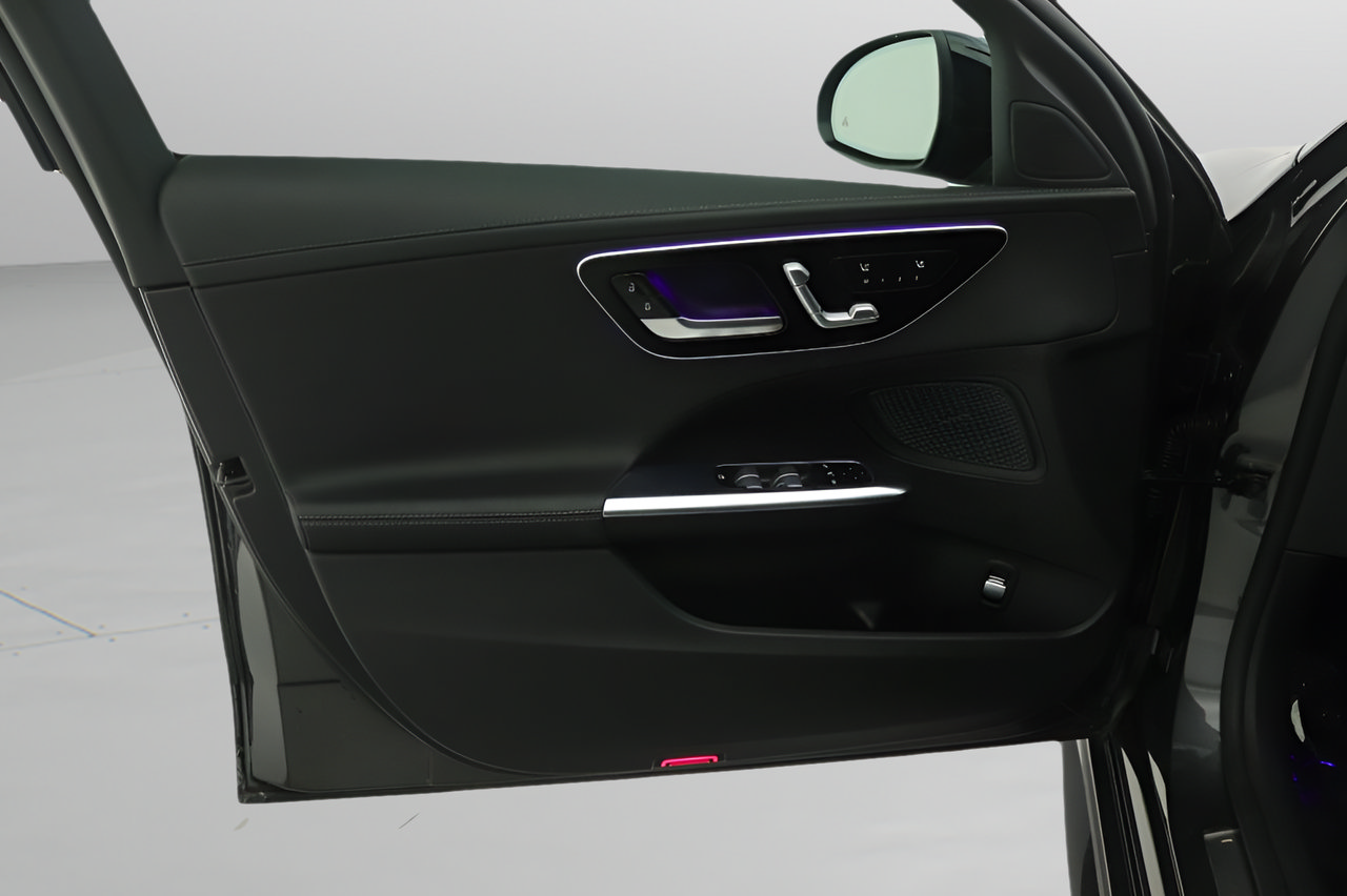 Certified 2023 Mercedes-Benz C 300 Sedan image 17