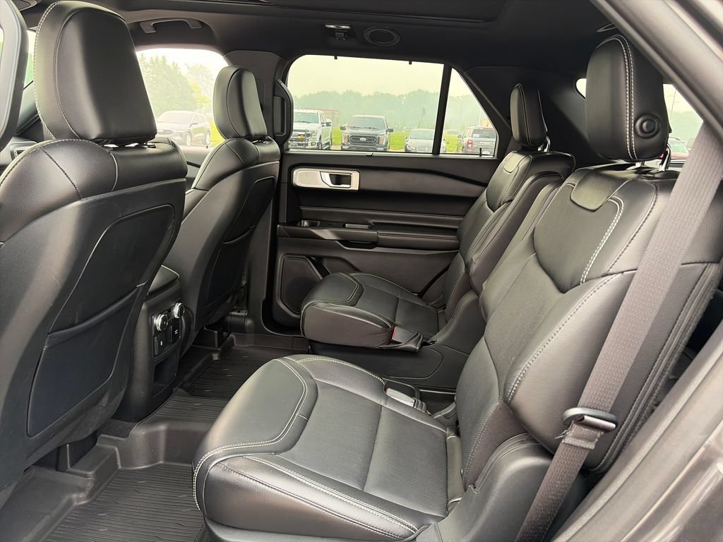 Used 2020 Ford Explorer ST w/ Premium Technology Package AWD/4WD image 28