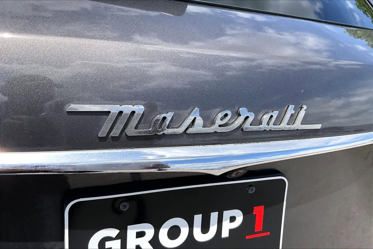 Used 2017 Maserati Levante w/ Sport Package AWD/4WD image 31
