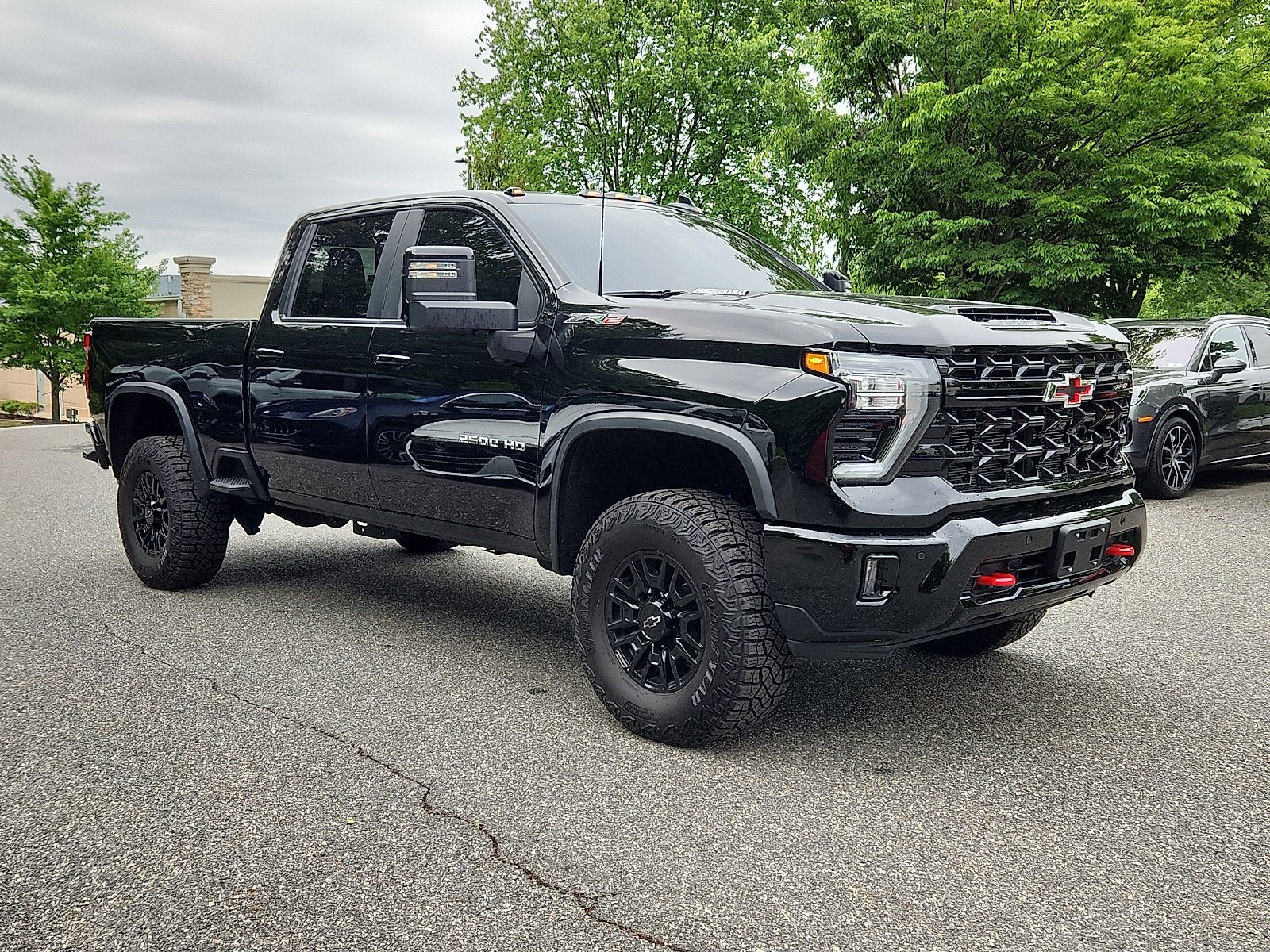 Used 2026 Chevrolet Silverado 2500 ZR2 AWD/4WD image 3