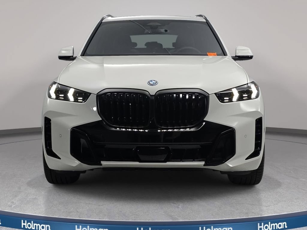 New 2026 BMW X5 xDrive50e w/ M Sport Package AWD/4WD image 2