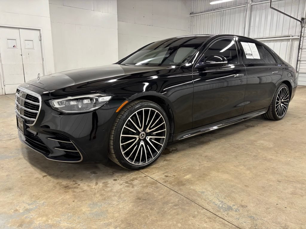 Certified 2023 Mercedes-Benz S 500 4MATIC w/ AMG Line image 4