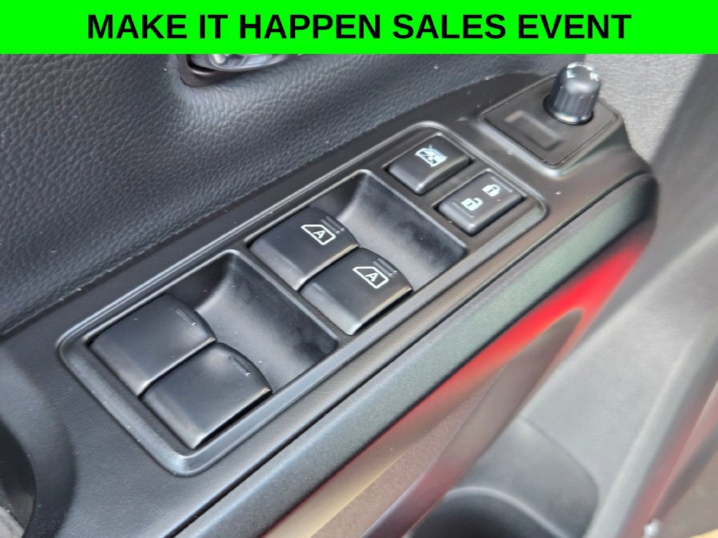 Used 2024 Nissan Titan PRO-4X w/ Pro-4x Utility Package AWD/4WD image 12