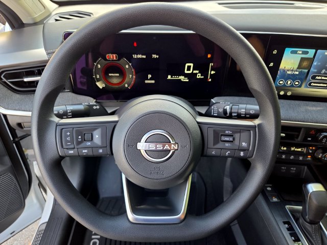 New 2027 Nissan Kicks SV AWD/4WD image 24