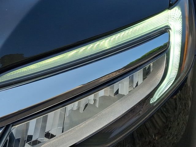 Certified 2019 Honda Pilot Touring image 9