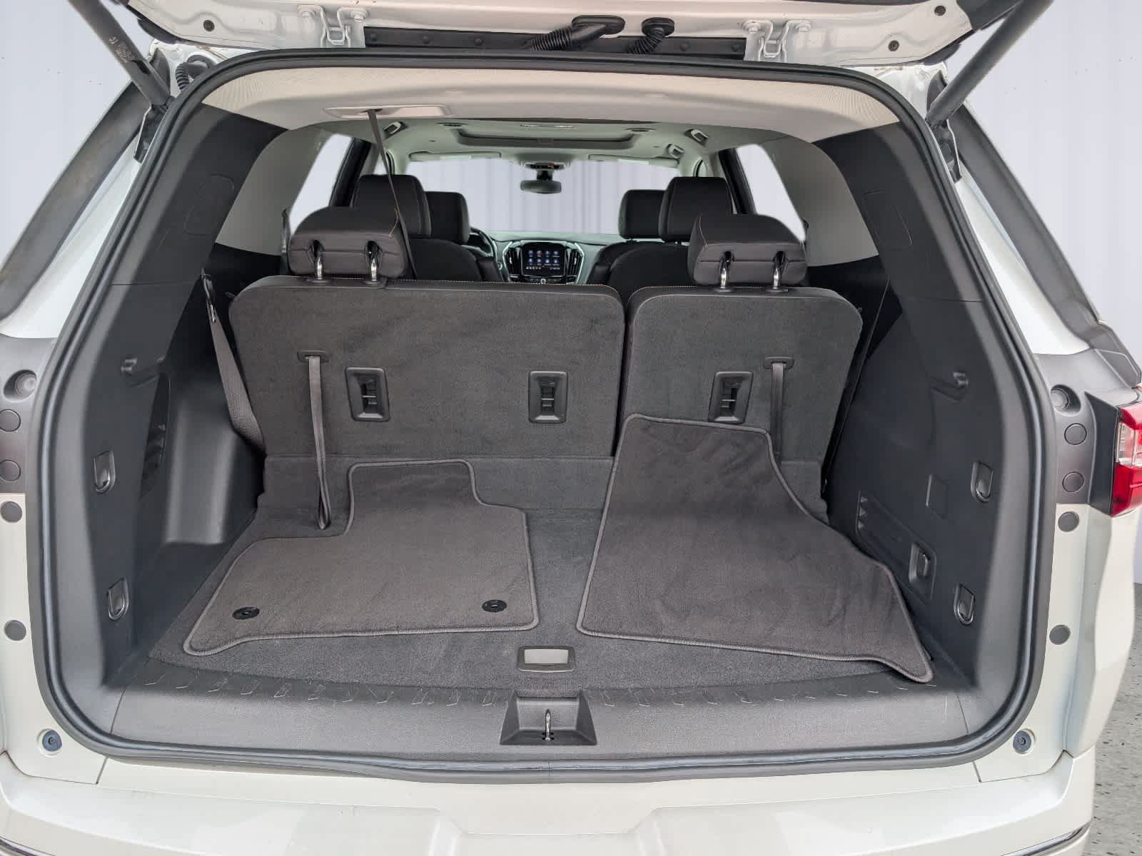 Used 2020 Chevrolet Traverse Premier AWD/4WD image 13