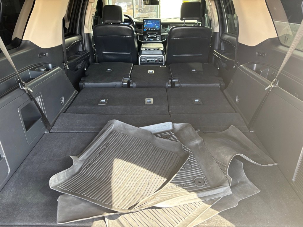 Used 2023 Ford Expedition Max XLT image 27