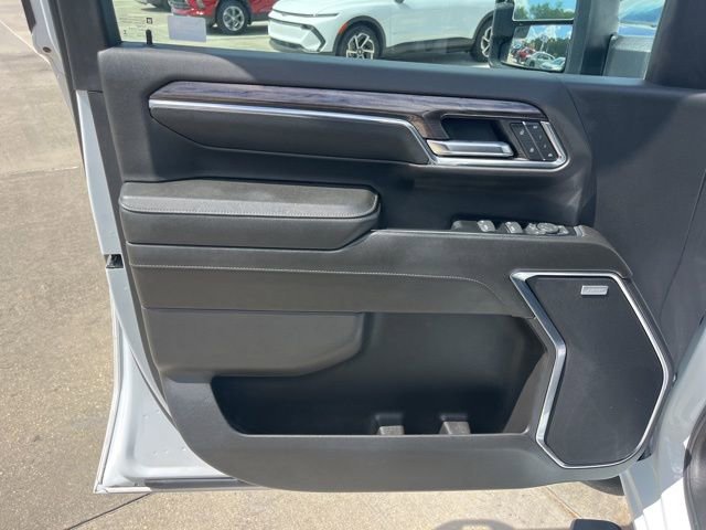 Used 2024 Chevrolet Silverado 3500 LTZ w/ LTZ Plus Package image 14