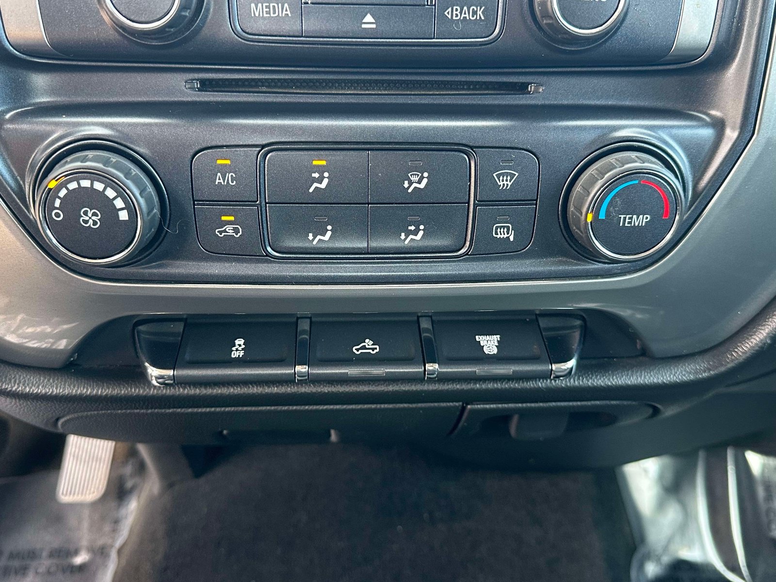 Used 2017 Chevrolet Silverado 2500 LT AWD/4WD image 11
