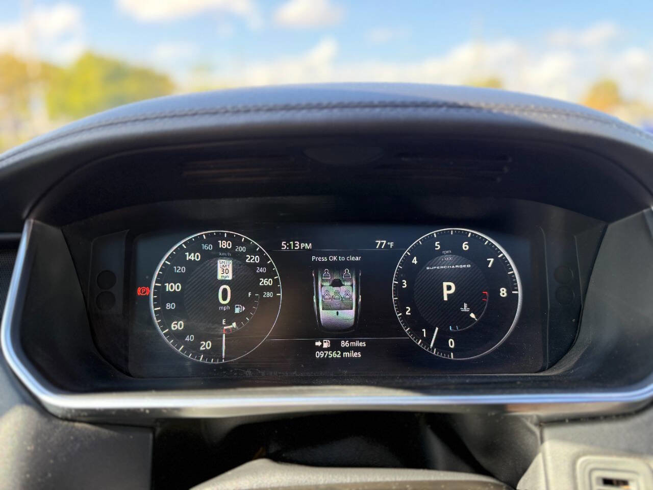 Used 2017 Land Rover Range Rover Supercharged image 21