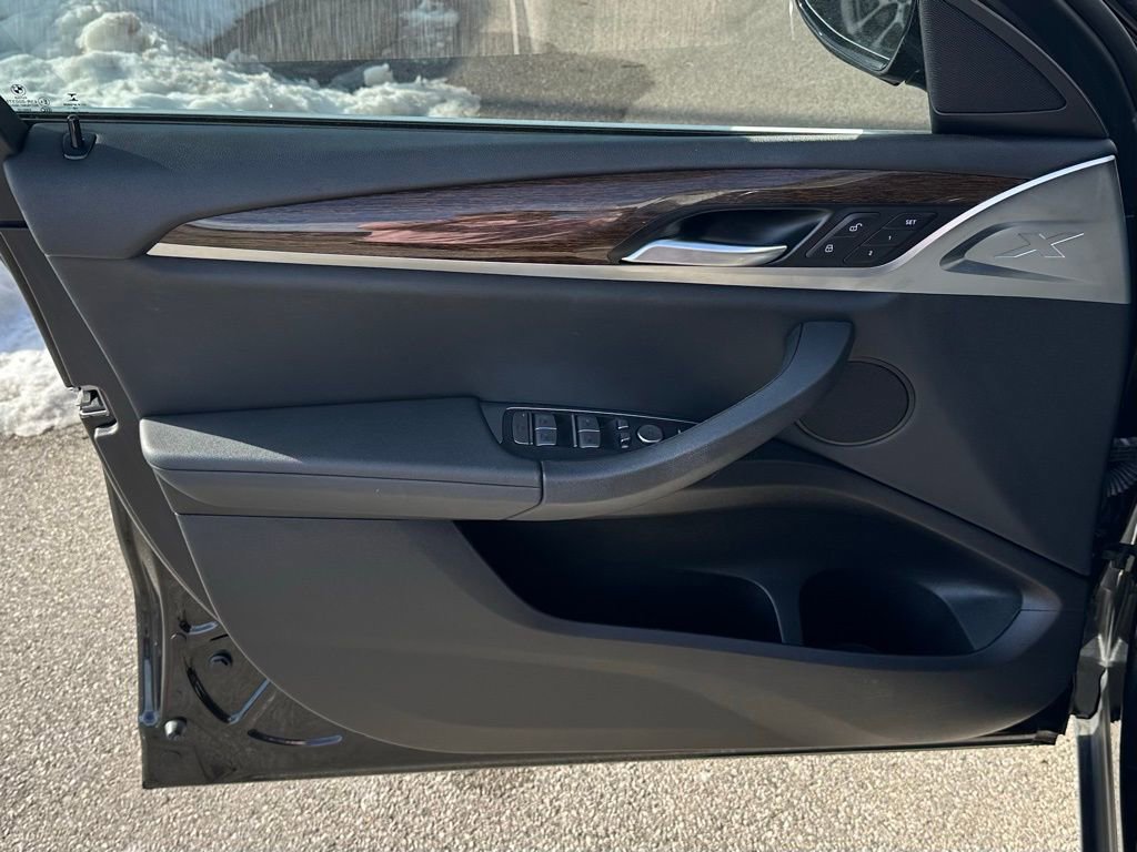 Used 2020 BMW X4 xDrive30i w/ Convenience Package image 15