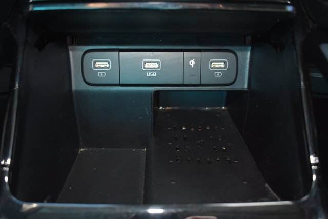 Used 2023 Kia Sorento EX AWD/4WD image 32