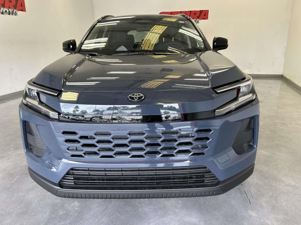 Used 2026 Toyota RAV4 XLE Premium FWD image 8