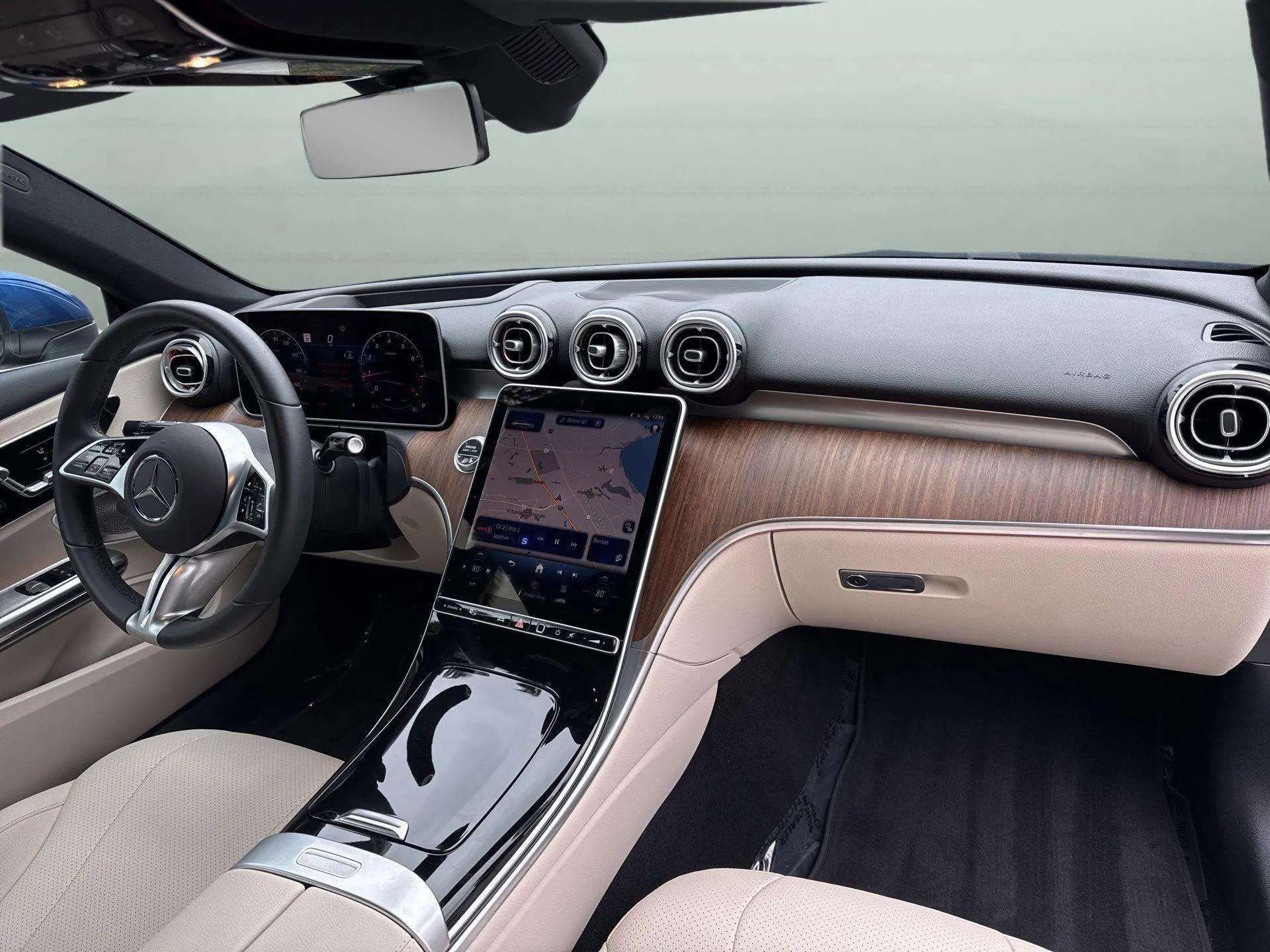 Used 2024 Mercedes-Benz CLE 300 4MATIC Coupe image 13