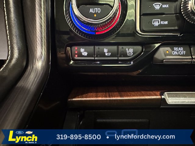 Used 2024 GMC Yukon XL Denali Ultimate AWD/4WD image 16