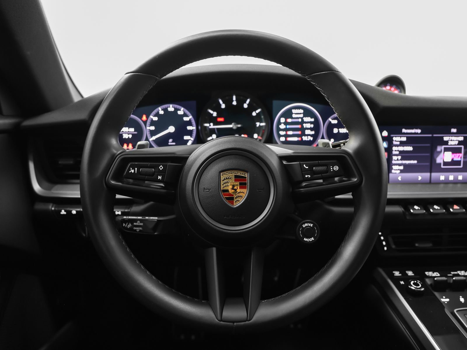 Certified 2022 Porsche 911 Carrera RWD image 31
