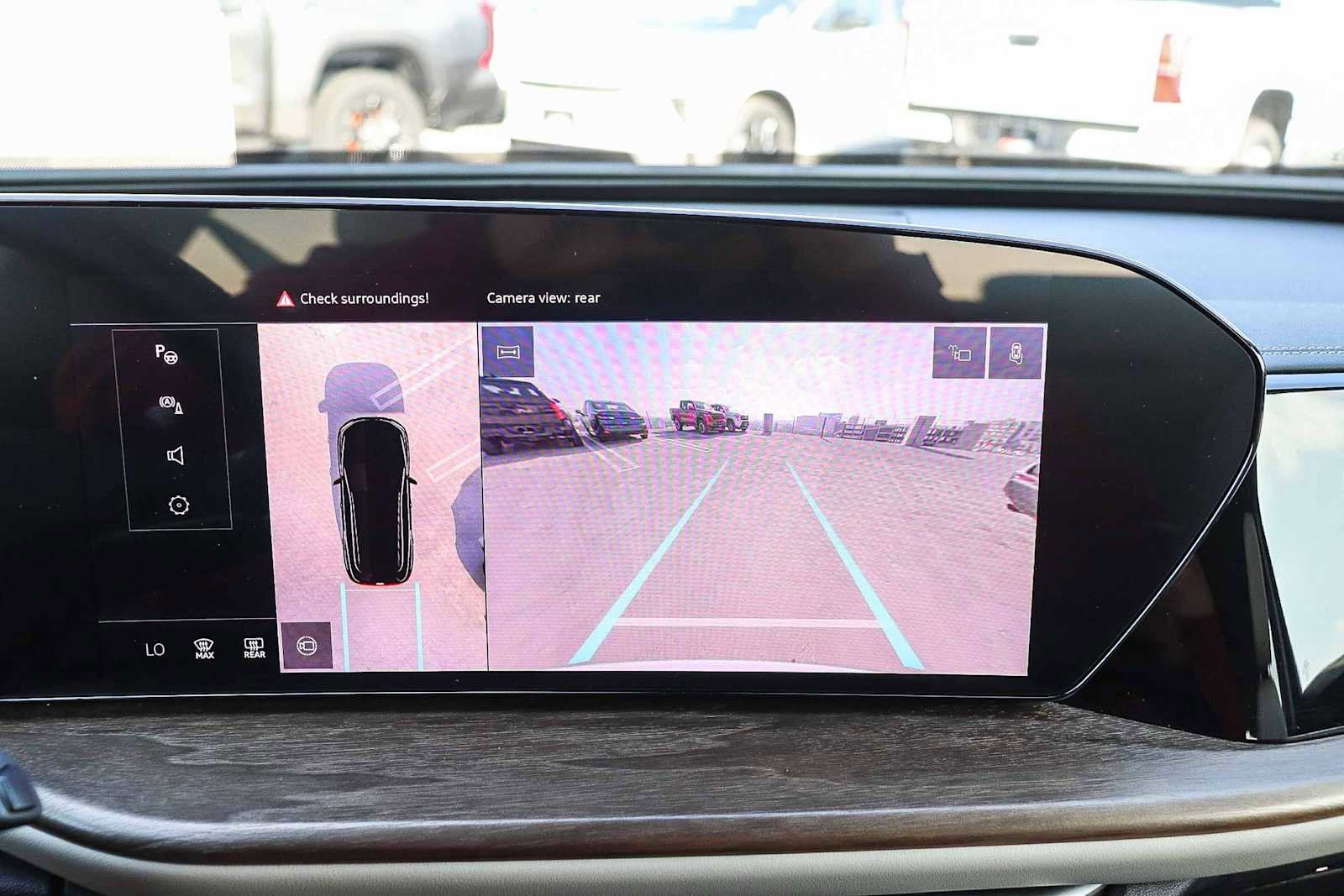 Used 2025 Audi Q5 Premium w/ Convenience Package image 30