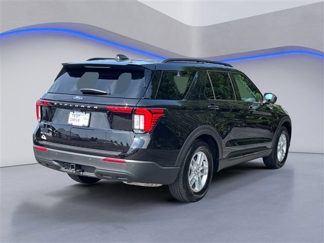 Certified 2026 Ford Explorer Active RWD image 6