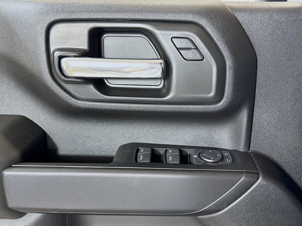 New 2026 Chevrolet Silverado 2500 Custom w/ Custom Convenience Package AWD/4WD image 16