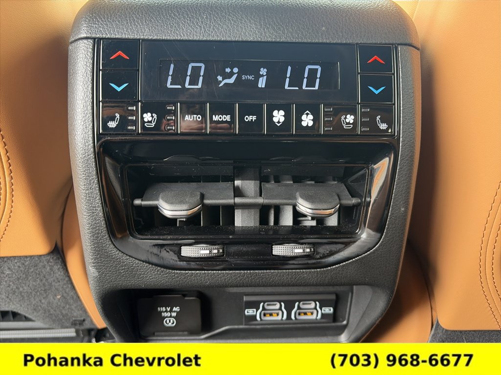 Used 2025 Jeep Grand Cherokee L Summit AWD/4WD image 24
