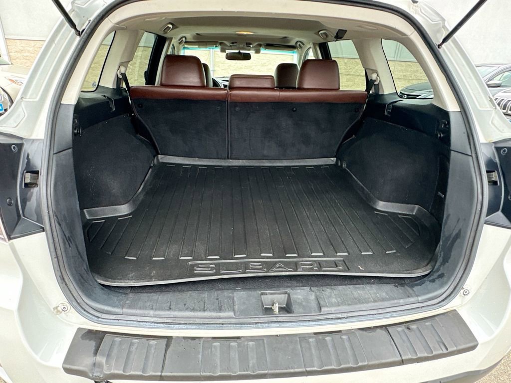 Used 2014 Subaru Outback 2.5i Limited AWD/4WD image 34