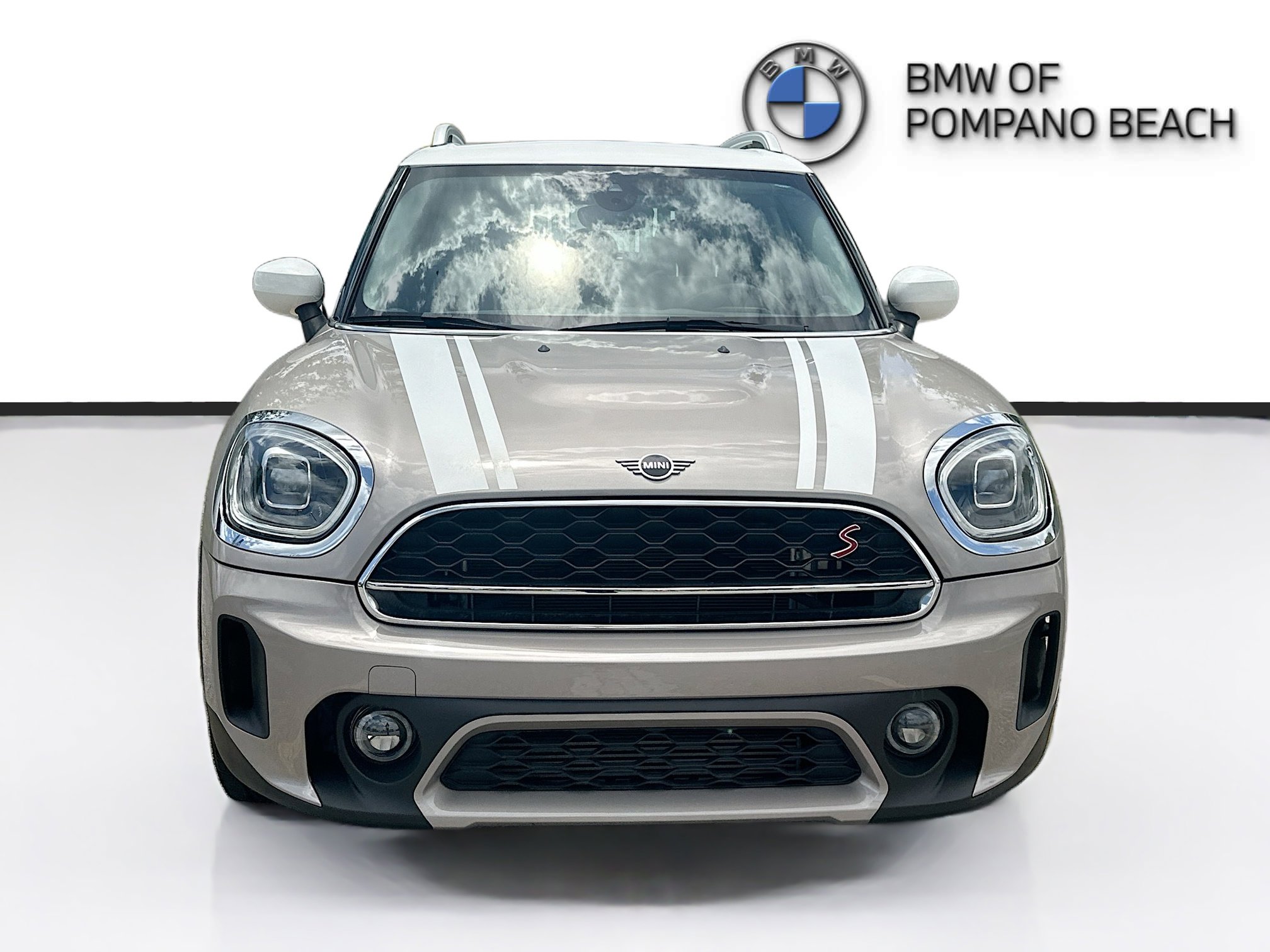 Used 2023 MINI Cooper Countryman S FWD image 2