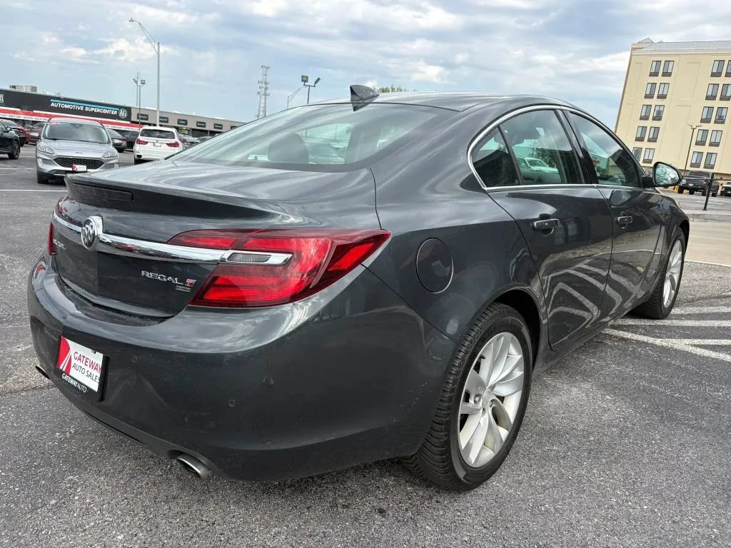 Used 2017 Buick Regal Premium w/ Driver Confidence Package #1 AWD/4WD image 5