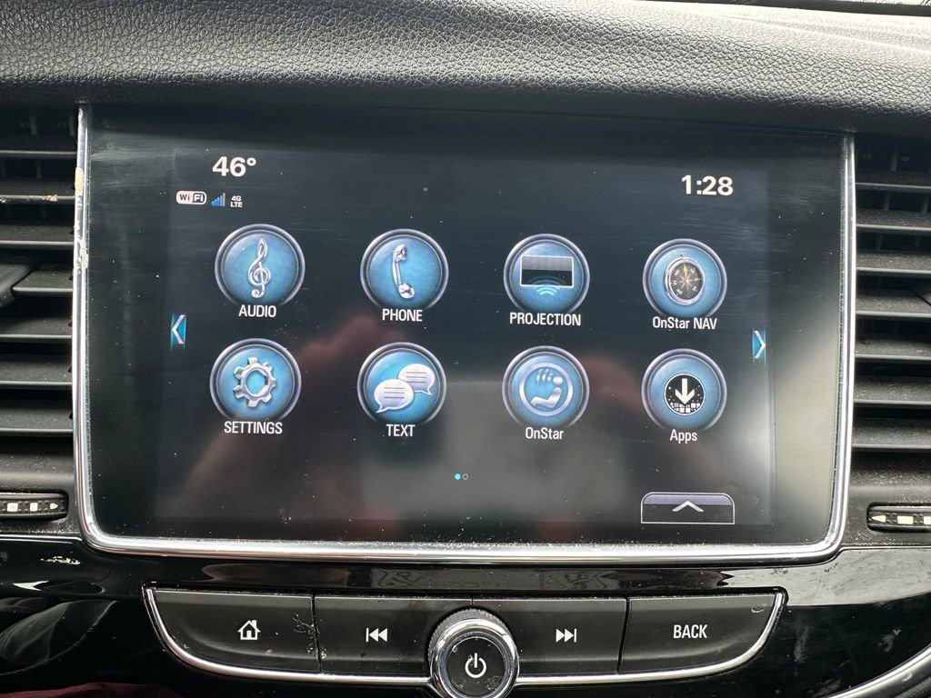 Used 2018 Buick Encore Essence FWD image 4
