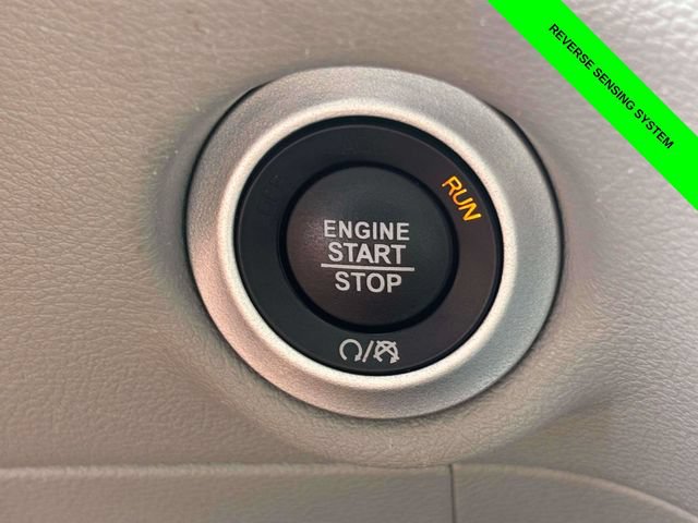 Used 2023 Chrysler Voyager LX FWD image 17