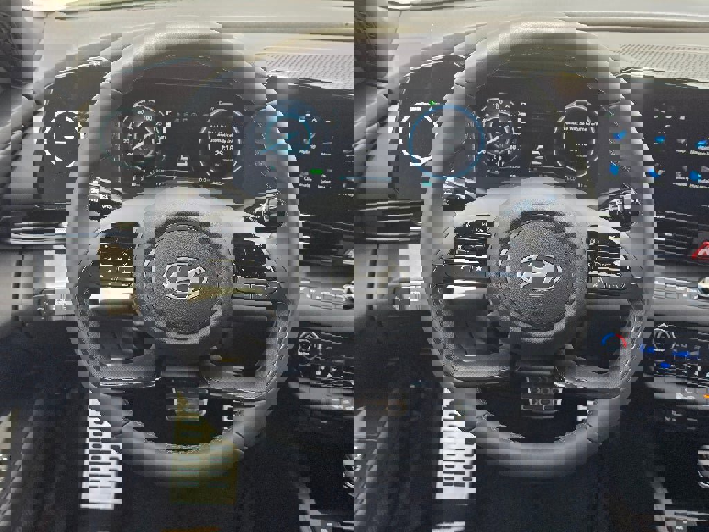 New 2025 Hyundai Elantra SEL image 14