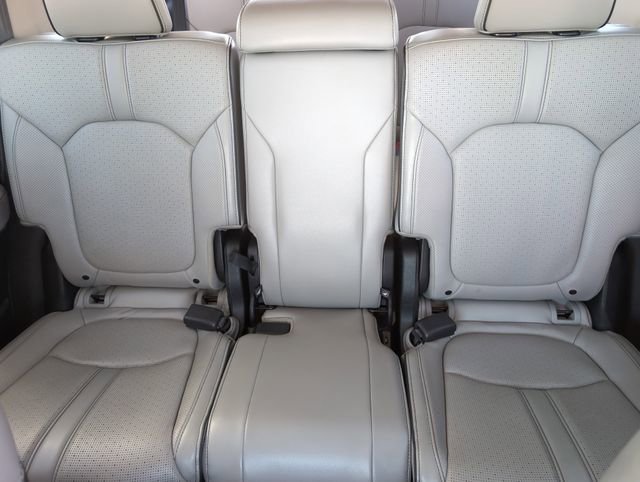 Used 2025 Honda Pilot Elite image 26