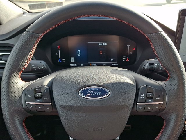 Used 2023 Ford Escape ST-Line w/ Tech Pack #1 AWD/4WD image 25