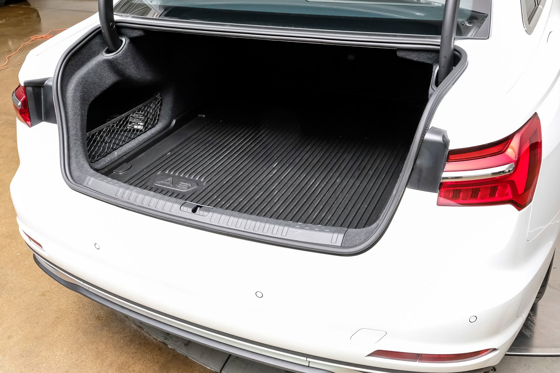 Used 2024 Audi A6 Premium Plus image 57