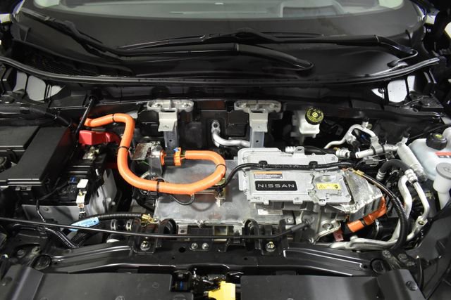 Certified 2024 Nissan Ariya AWD image 39