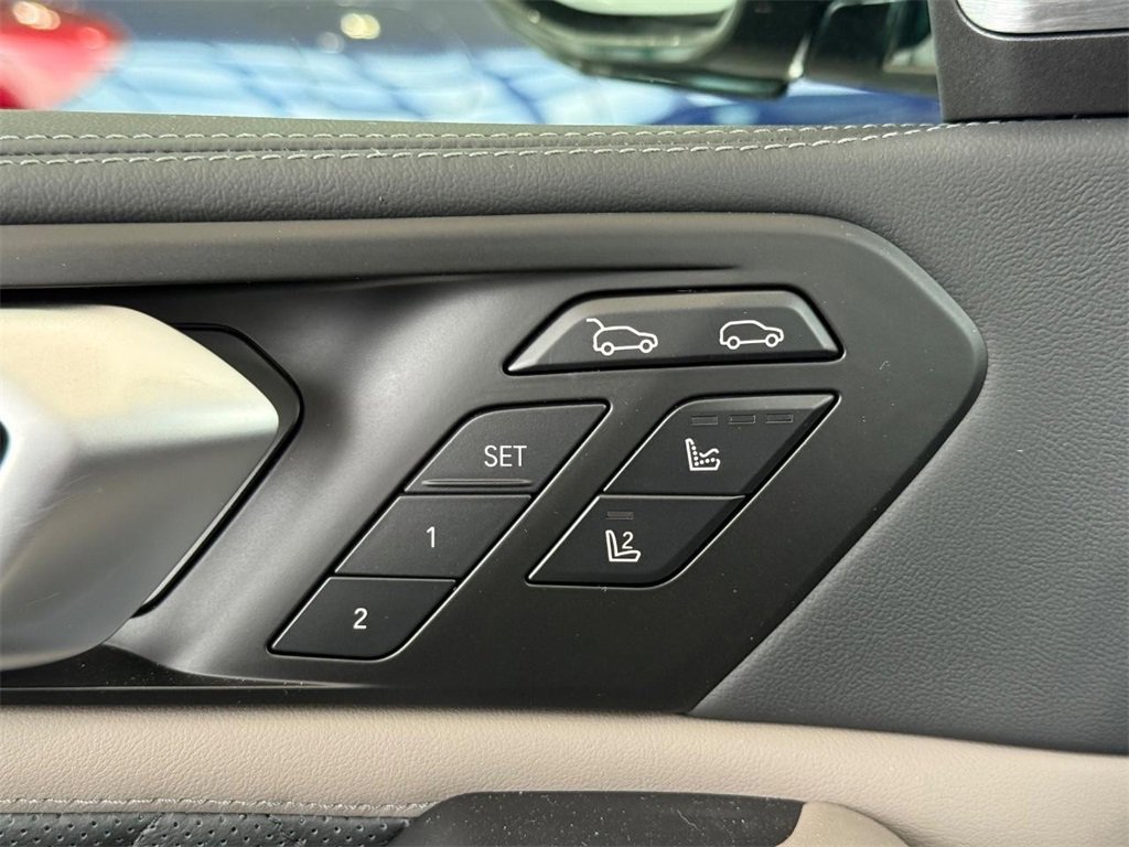 New 2025 BMW X6 M Competition w/ Executive Package image 10