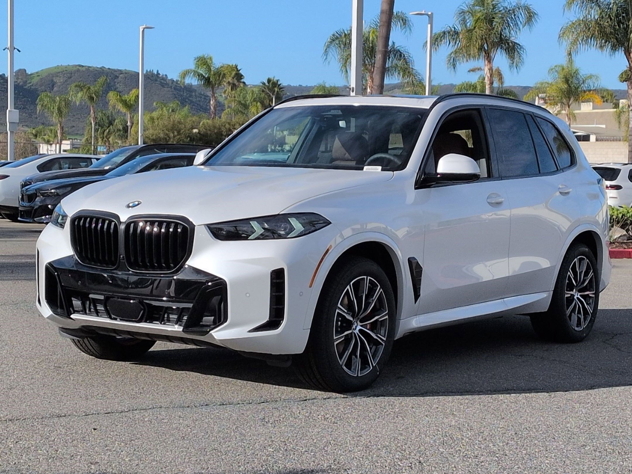 New 2026 BMW X5 xDrive40i w/ M Sport Package image 5