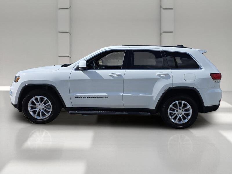 Certified 2022 Jeep Grand Cherokee Laredo E RWD image 2