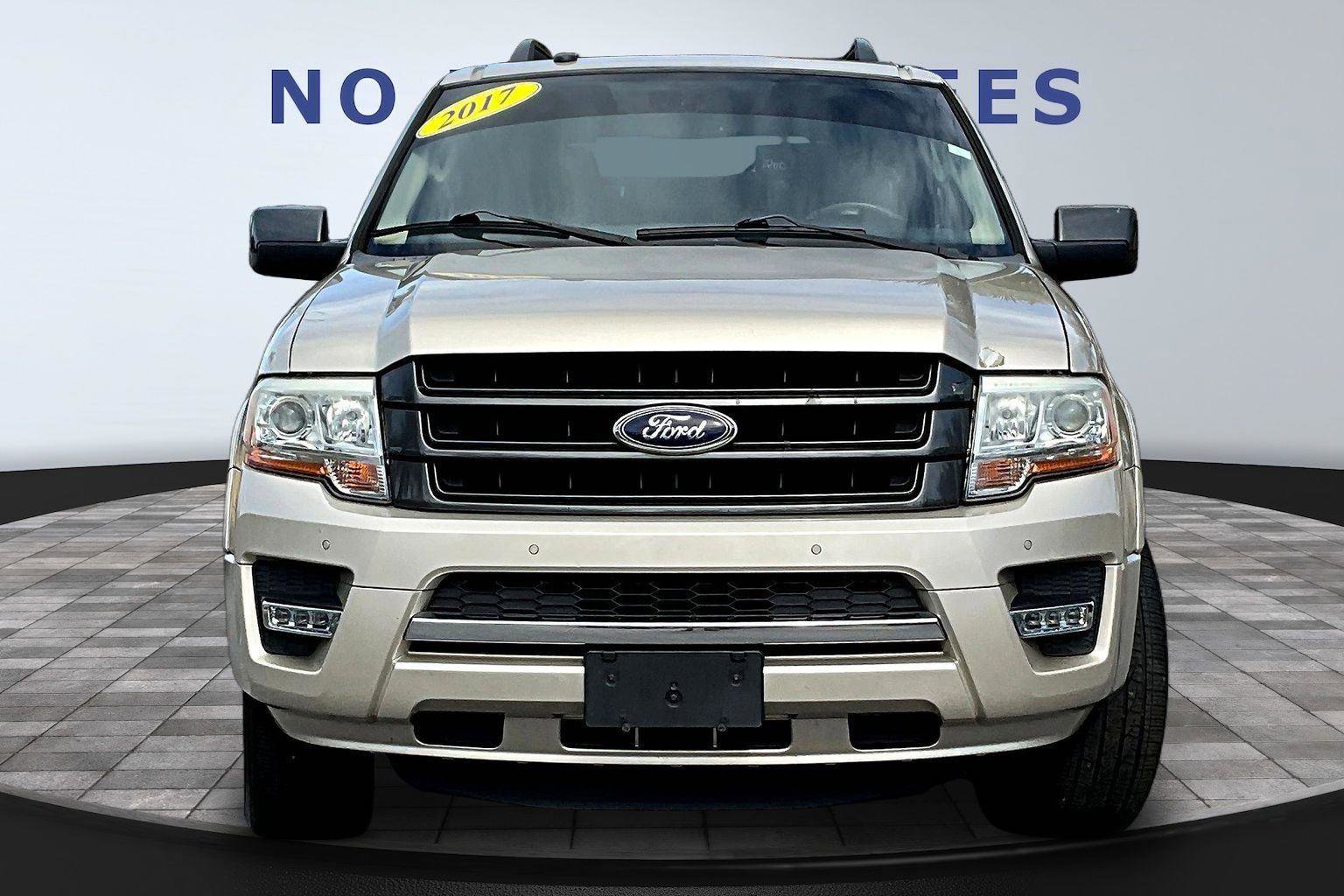 Used 2017 Ford Expedition Limited w/ Equipment Group 301A image 2