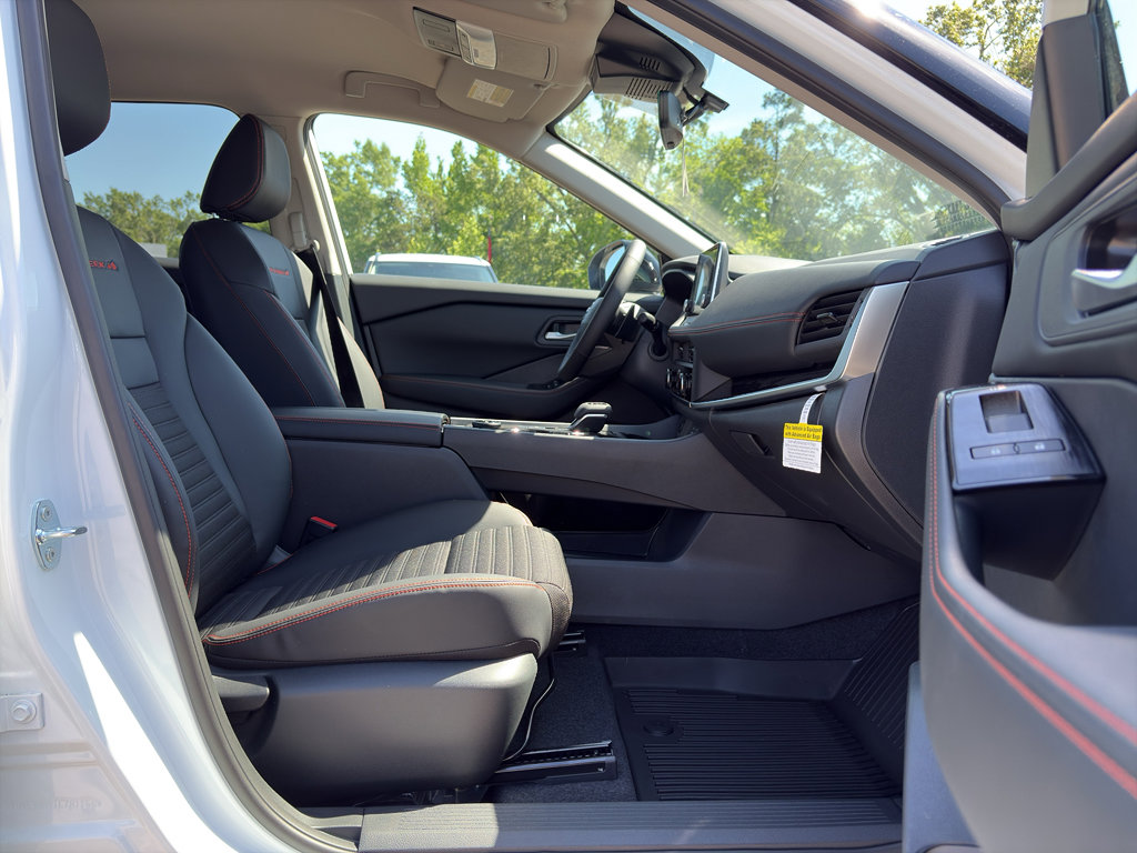 New 2026 Nissan Rogue SV AWD/4WD image 17