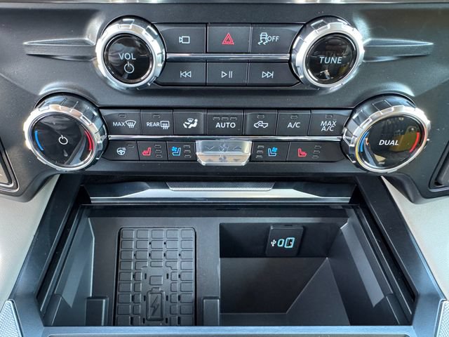 New 2026 Ford F250 Platinum w/ Platinum Plus Package AWD/4WD image 9