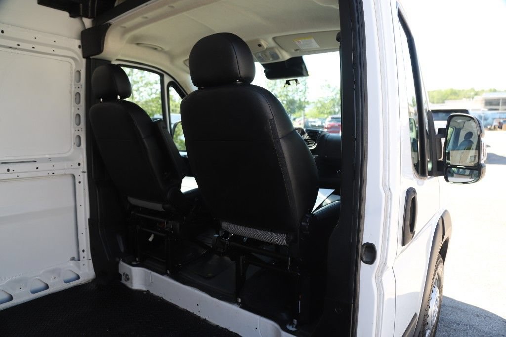 Used 2024 RAM ProMaster 2500 w/ Convenience Group FWD image 45