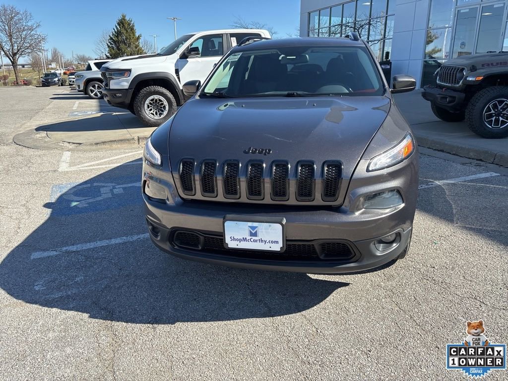 Used 2018 Jeep Cherokee Latitude w/ Altitude Package image 10