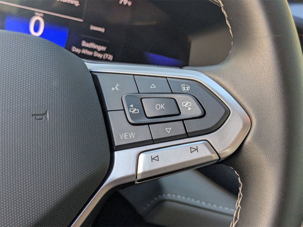 Used 2024 Volkswagen Taos SE image 26