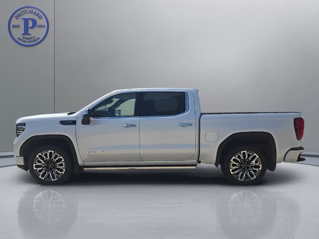 Used 2024 GMC Sierra 1500 Denali Ultimate AWD/4WD image 4