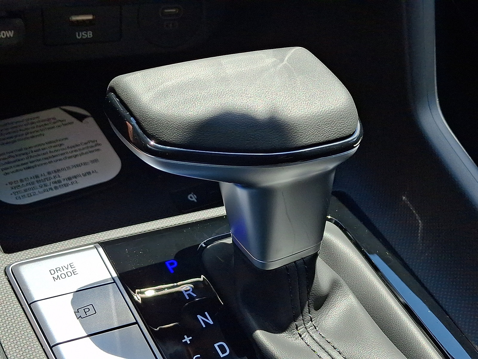 New 2026 Hyundai Elantra Limited FWD image 8