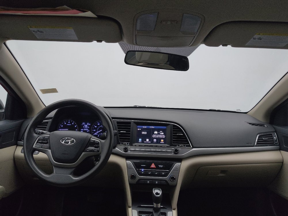 Used 2017 Hyundai Elantra SE image 22