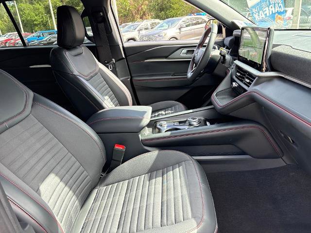 Certified 2025 Ford Explorer ST-Line image 28