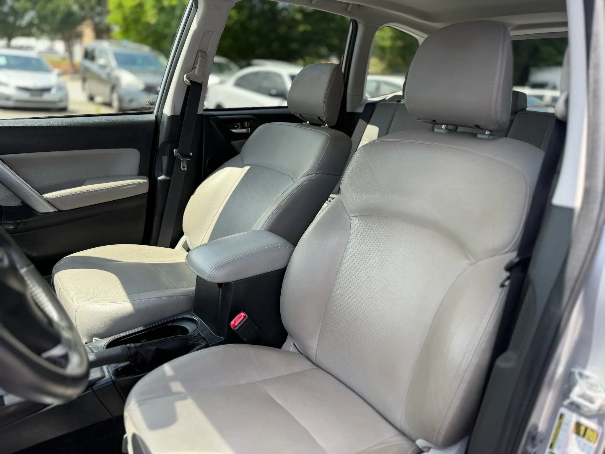 Used 2015 Subaru Forester 2.5i Limited AWD/4WD image 15