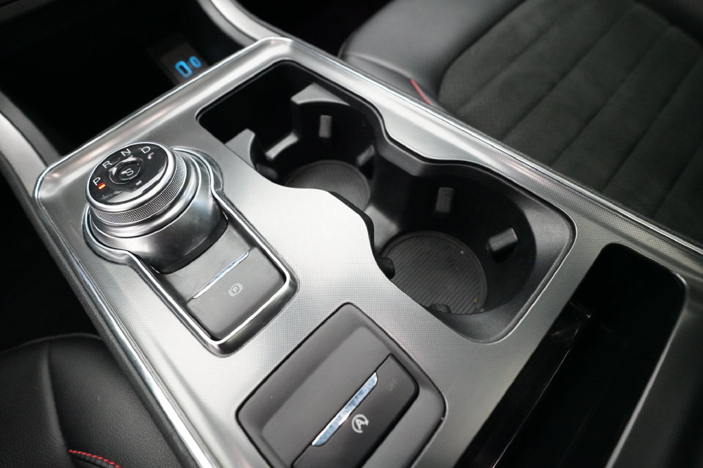 Certified 2022 Ford Edge ST-Line AWD/4WD image 17